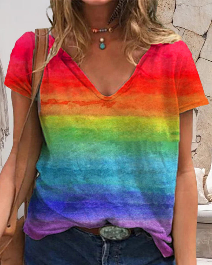Casual v-ringad t-shirt i regnbågstryck