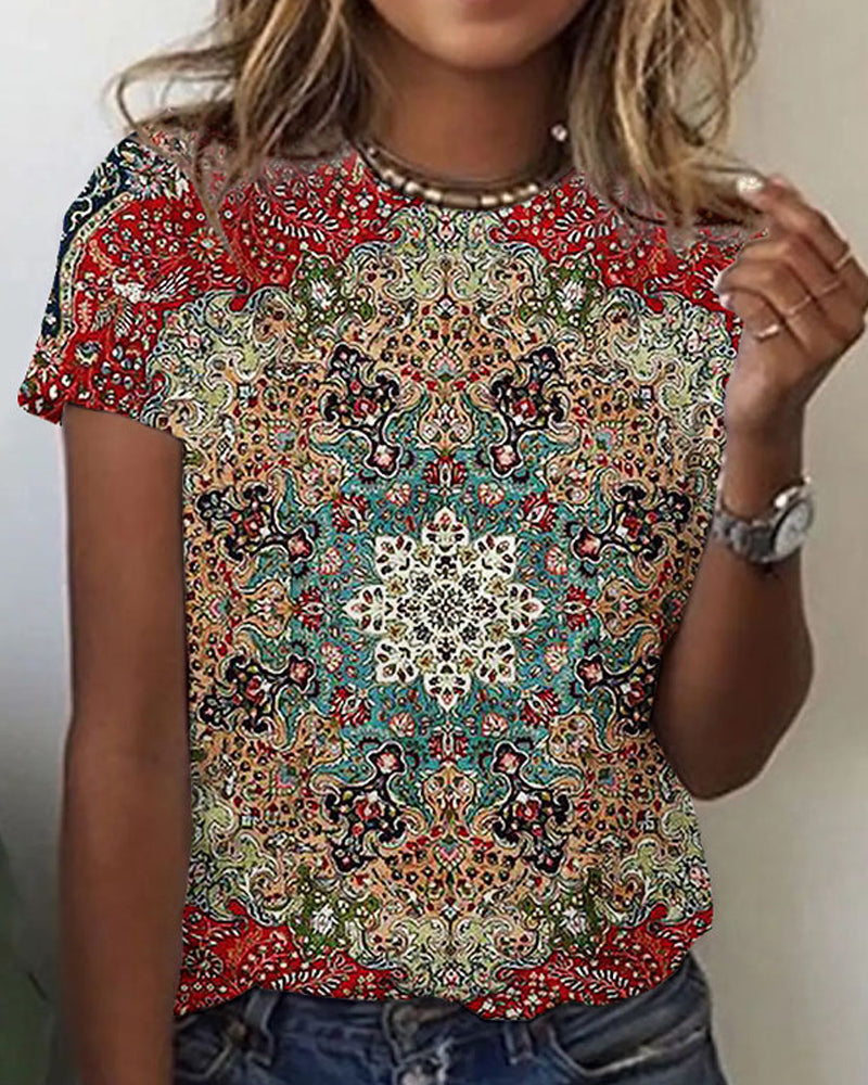 Tryckt kortärmad t-shirt med rund hals