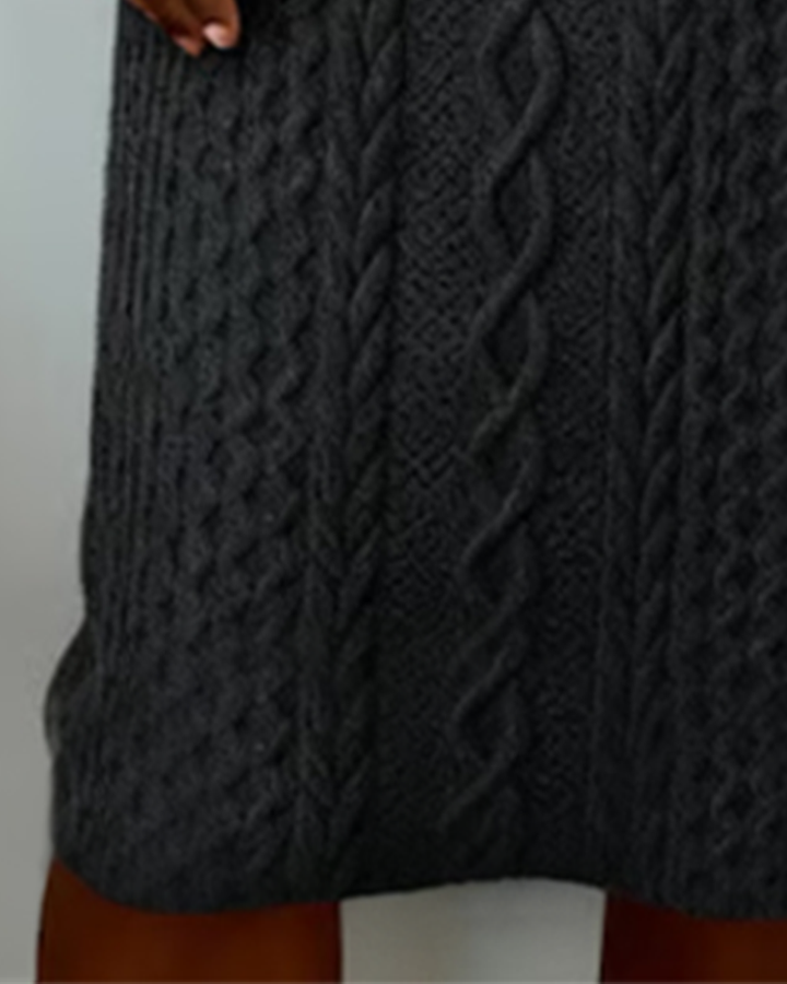 Kragklänning I Denim Med Flätstickning Och Lappverk